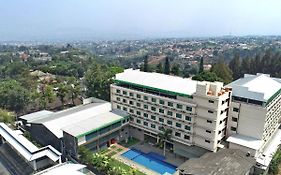 Hotel Novena Lembang